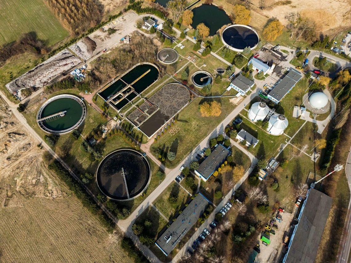 Koniec z uciążliwym odorem w Zamościu. 88 milionów na modernizację oczyszczalni ścieków Obecna oczyszczalnia funkcjonuje od blisko 30 lat. Fot. PGK Zamość