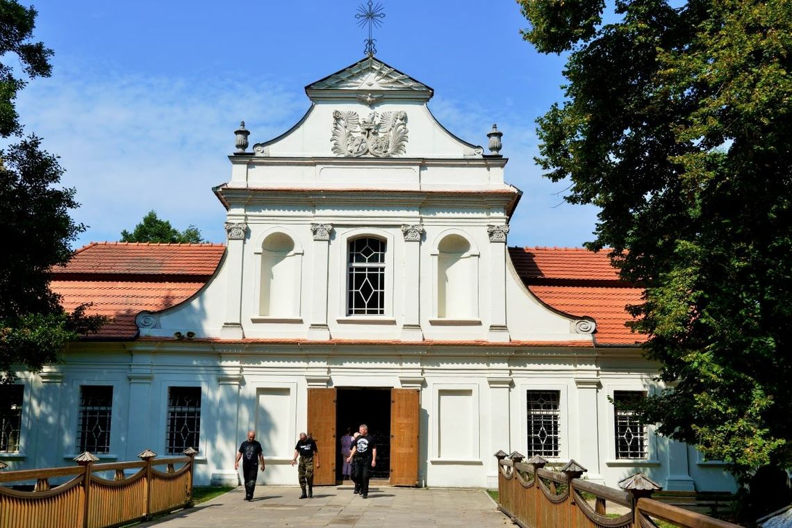 Kościół św. Jana Nepomucena w Zwierzyńcu.