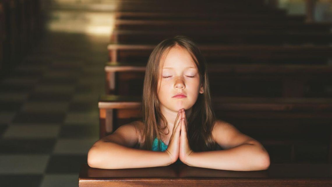 Kościół szykuje się do powrotu lekcji religii na plebanię. Jest data Po zmianach w szkole nauczanie religii wróci do parafialnych plebanii. Episkopat już nad tym pracuje.