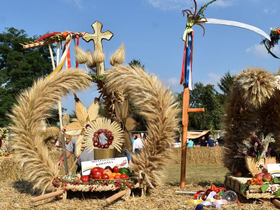 Wspólne dożynki Gminy Hrubieszów oraz powiatu powiatu hrubieszowskiego odbyły się 7 września w Kozodawach.