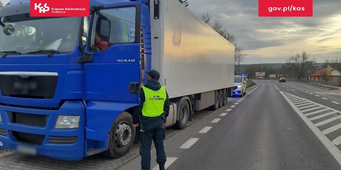 Łabunie: Miał 2,5 promila i „prowadził” ciężarówkę! Było o włos od tragedii