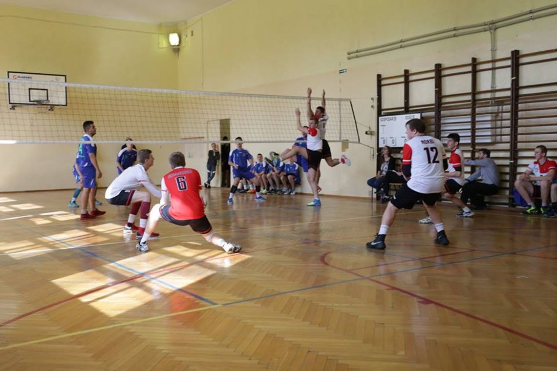 Leśnicy z Biłgoraja to siatkarze na medal. Wygrali turniej w Starym Sączu