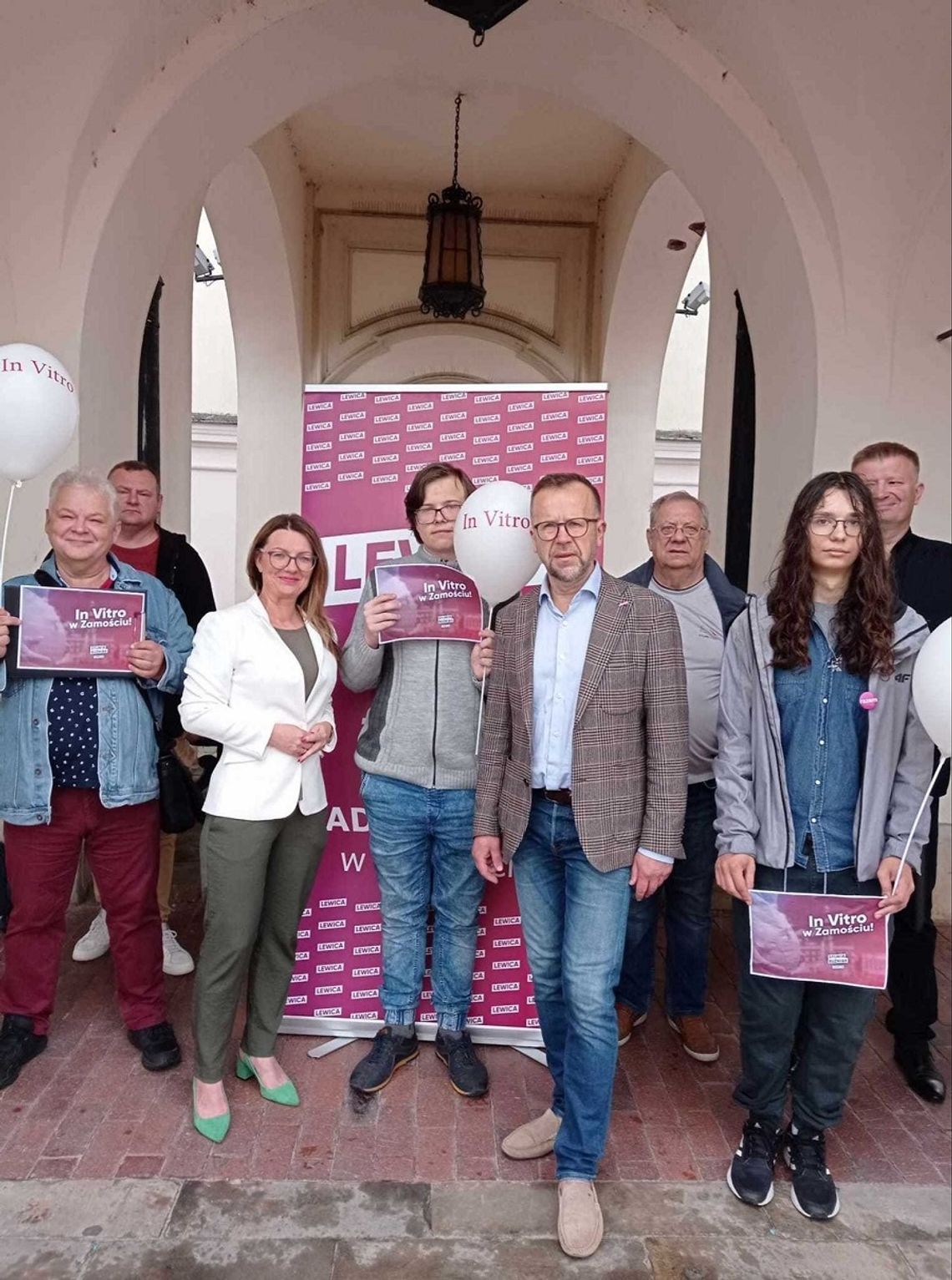 Lewica zapowiada, że wkrótce zarejestruje komitet i rozpocznie zbieranie podpisów w specjalnym punkcie na Rynku Wielkim.