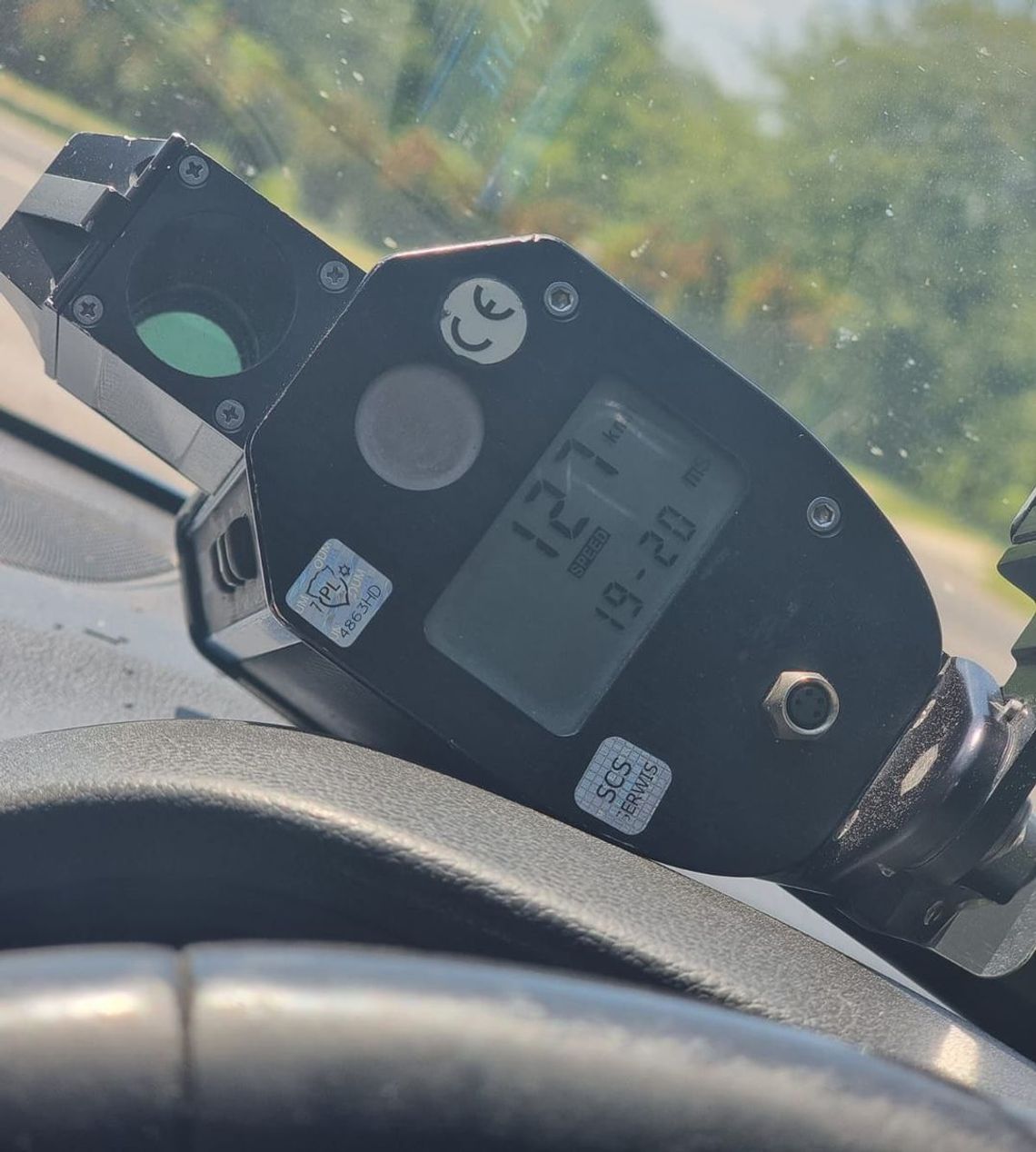 Ukrainiec jechał z prędkością 127 km/h w obszarze zabudowanym w Lubyczy Królewskiej.