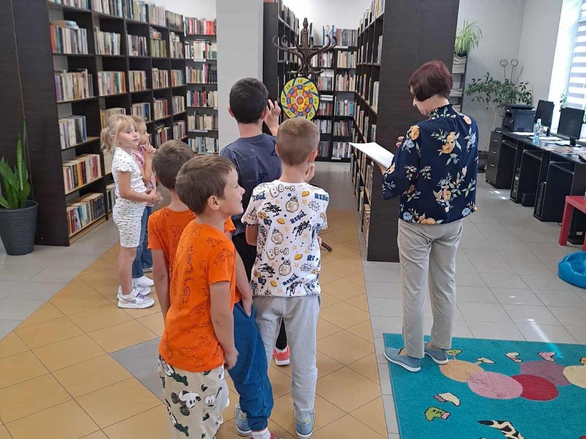 Biblioteka Publiczna Gminy Łaszczów zaprasza na Noc Bibliotek.