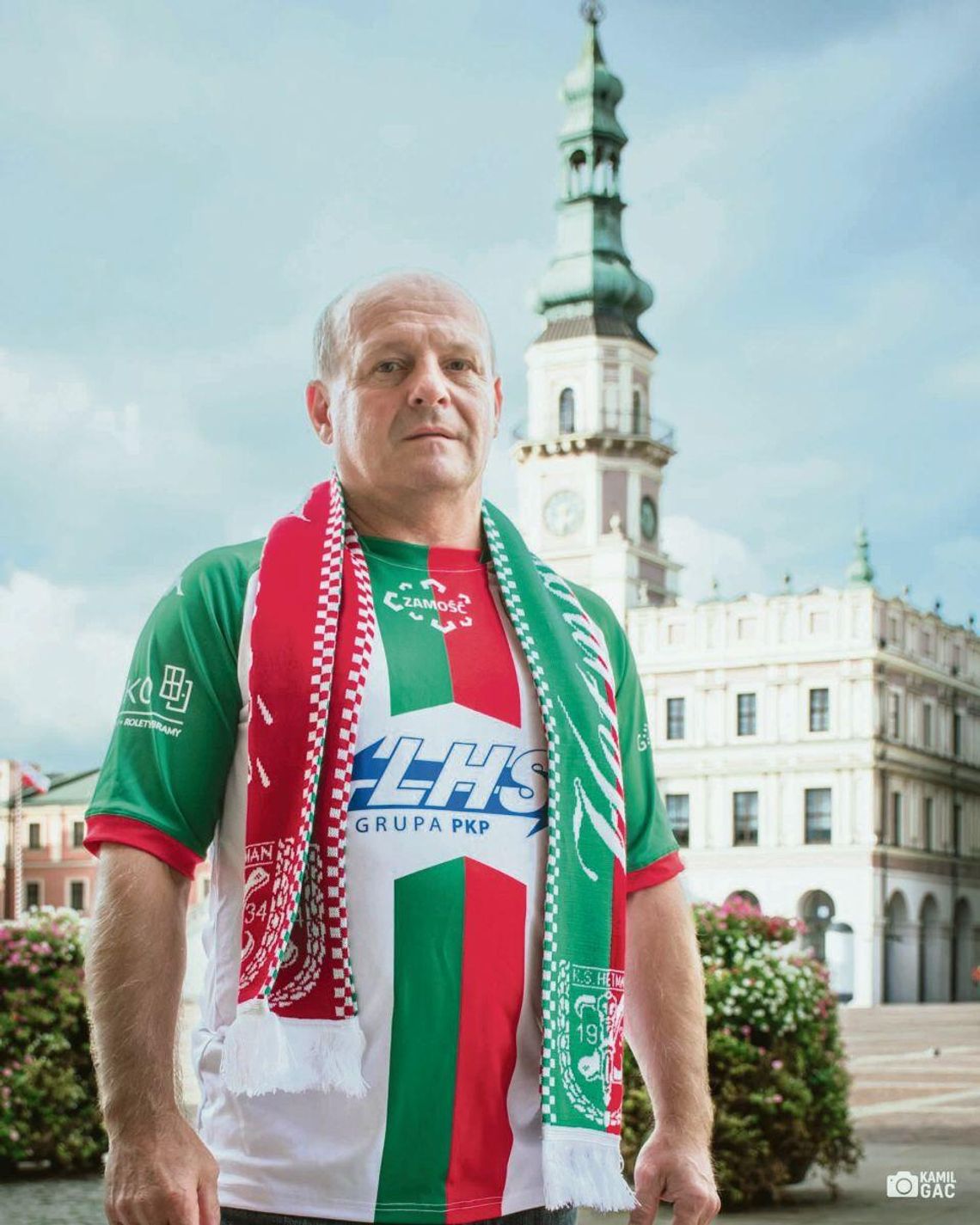 Gdy stary stadion OSiR przy ul. Królowej Jadwigi w Zamościu został wyburzony, w związku z planowaną przebudową, Mariusz Pliżga nie krył swojego rozgoryczenia.