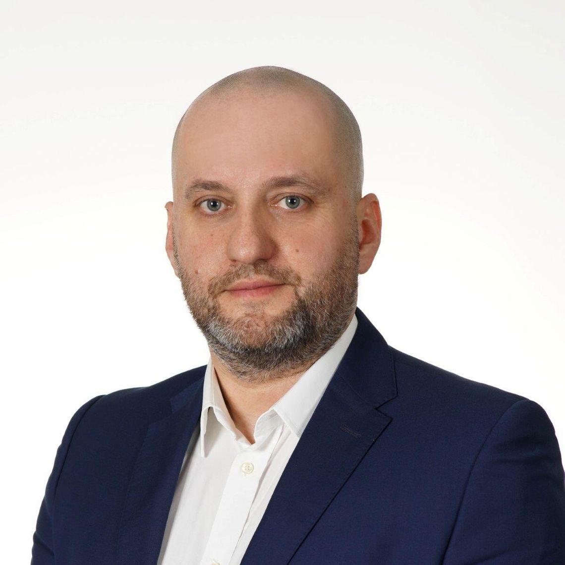 Były piłkarz Łady Biłgoraj, a następnie szkoleniowiec zespołów piłkarskich z powiatu biłgorajskiego Marcin Mura znalazł się w gronie delegatów meczowych Polskiego Związku Piłki Nożnej na szczeblu centralnym w sezonie 2025/2026.