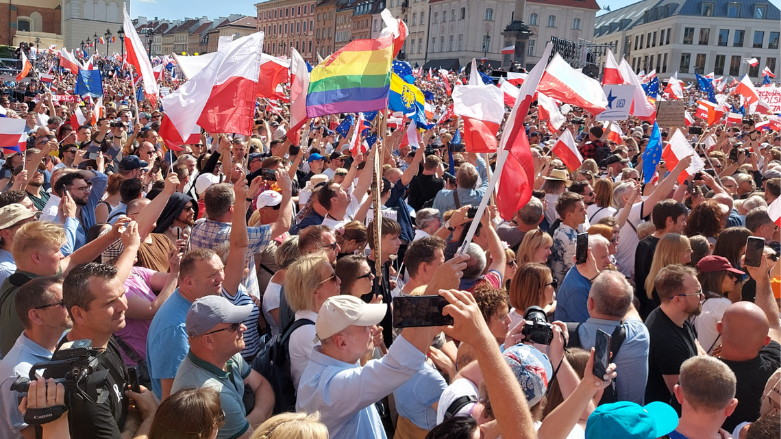 Opozycja chce pokazać swoją siłę przed wyborami.