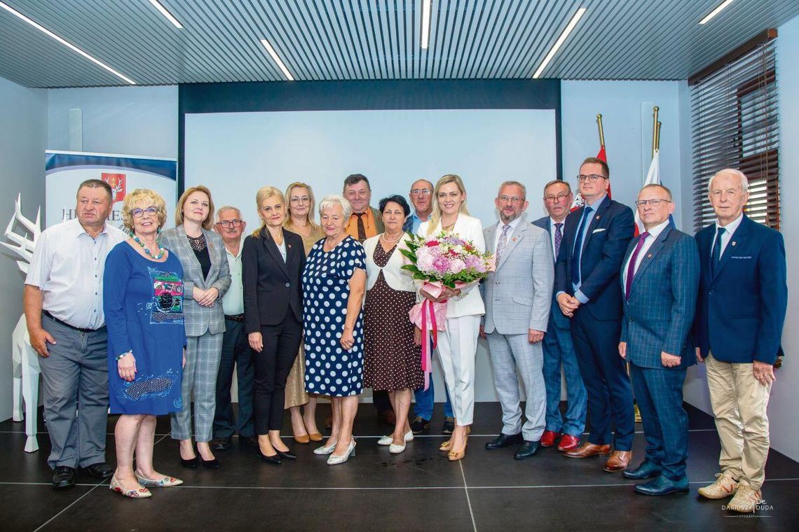 Burmistrz Hrubieszowa Marta Majewska pozostanie do końca kadencji na swoim stanowisku, a miejscy radni nadal będą pełnić swoje mandaty.