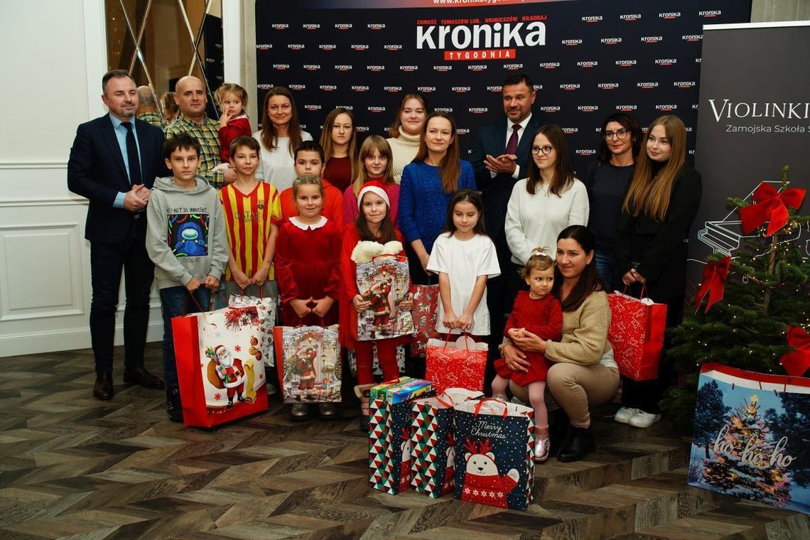 Mikołaj znów przyjedzie do Zamościa. Chcesz dostać prezent? Wyślij list do Kroniki Tygodnia Finał akcji Wybierz sobie Mikołaja. Zamość, grudzień 2024 r.