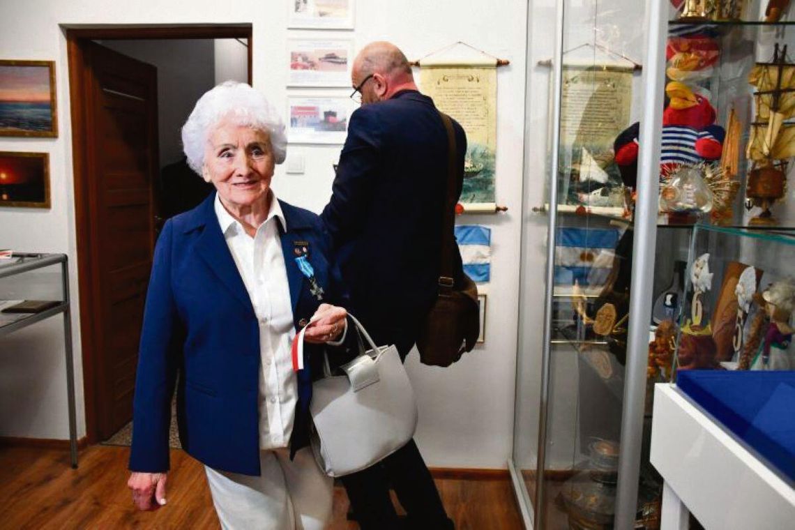 Z inicjatywy Janiny Gąsiorowskiej w Archiwum Państwowym w Zamościu uroczyście otwarto Salę Morską.