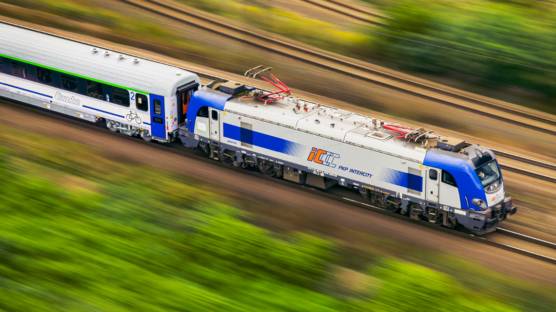 PKP Intercity obiecuje, że ich pociągi mają być punktualniejsze. To ważne, zwłaszcza że szybko zbliżają się wakacje.