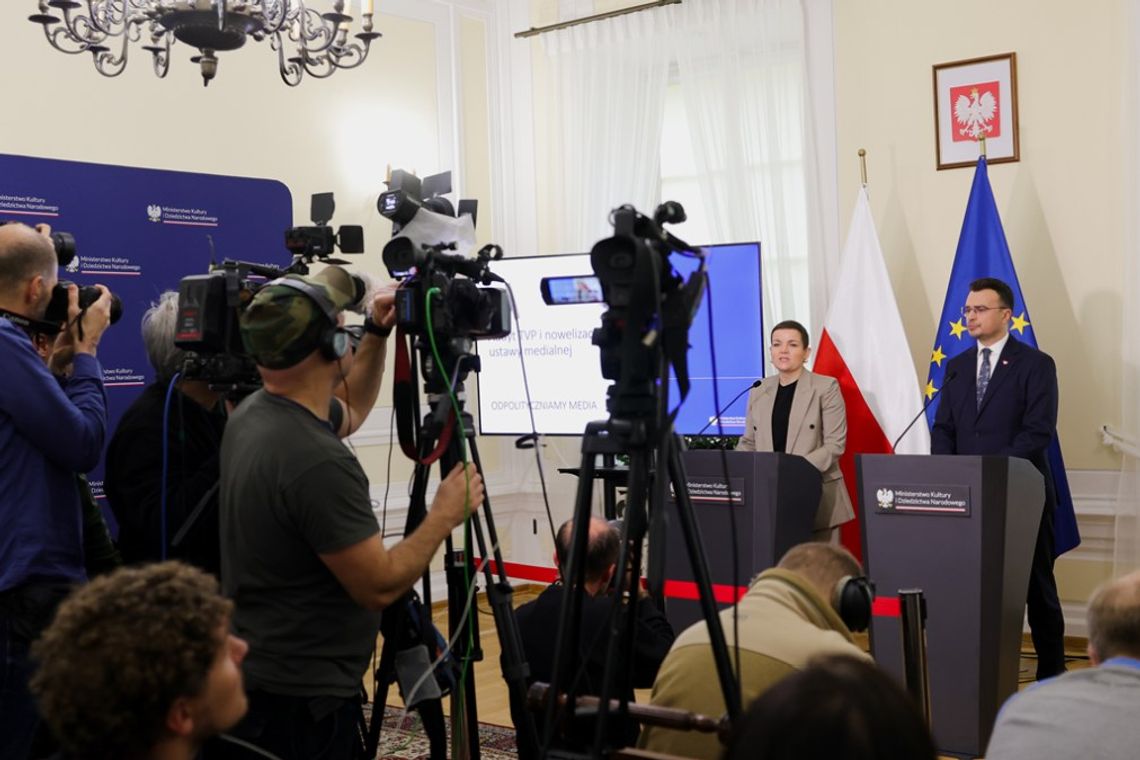 Minister kultury przedstawiła plan dla mediów w Polsce. Zapowiedziała ich odpolitycznienie oraz likwidację abonamentu radiowo-telewizyjnego.