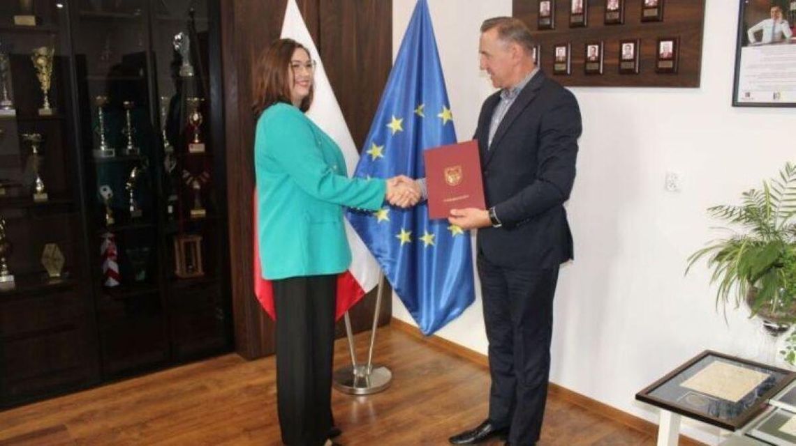 Monika Domonik jest dyrektorem Gminnego Żłobka „Nasze Skarby” w Obrowcu.