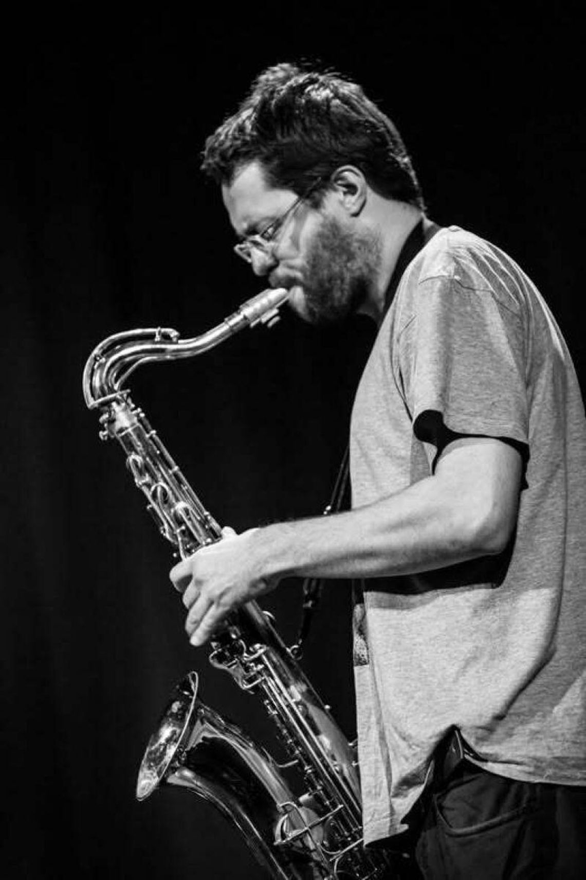 Gerard Lebik (1980-2025). Fot. Sławek Przerwa (Jazztopad 2013)