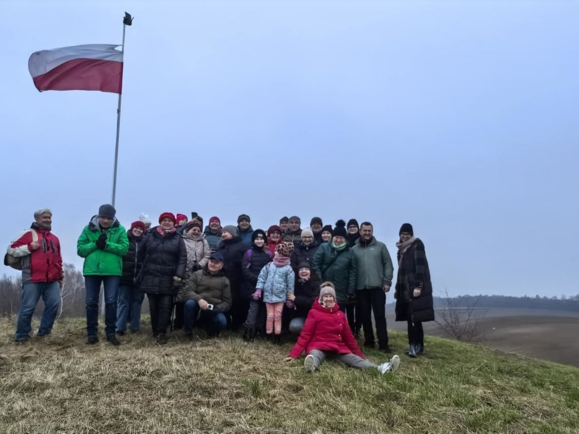 Przewodnicy na Górze Ślimaka w Zadębcach.
