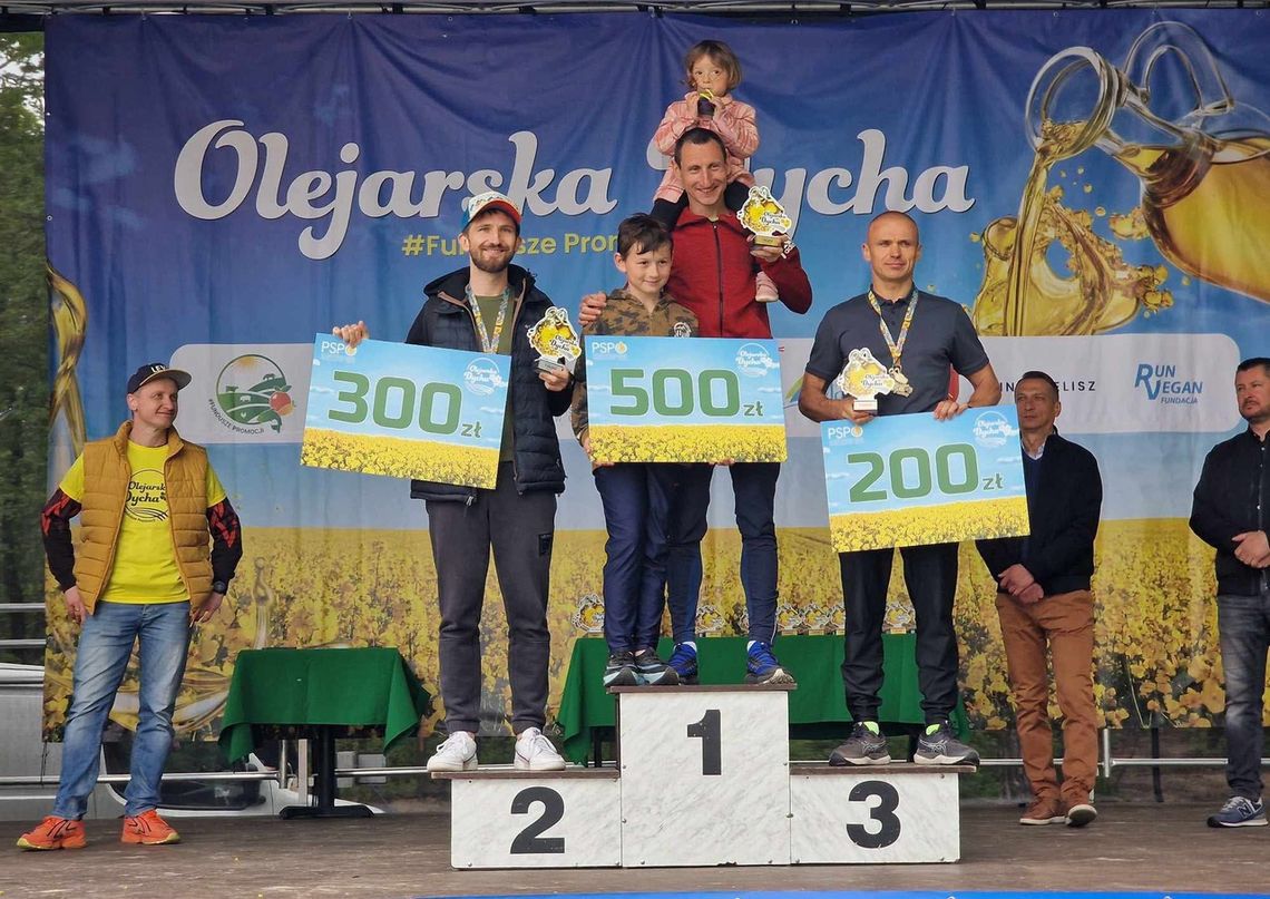 IV Olejarską Dychę ukończyło w sumie 435 osób.