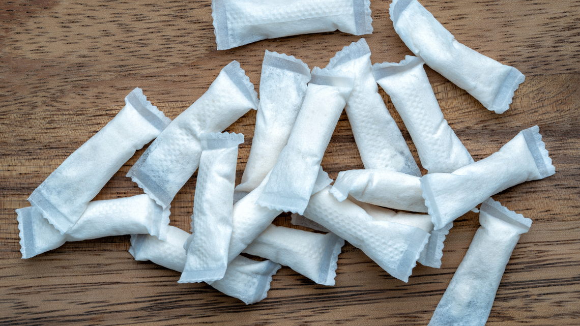 Nikotyna w górę. Jej amatorzy wkrótce dostaną po kieszeni Nowe stawki akcyzy wejdą w życie 1 sierpnia. I spowodują podwyżkę trzech grup produktów, które przez lata były tańszym zamiennikiem papierosów.