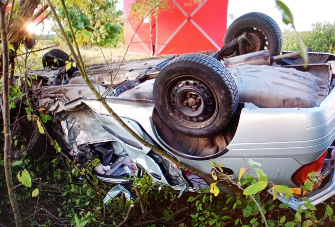 Nocna tragedia w Wólce Biskiej, nie żyje 17-letni pasażer jednego z aut Nocna tragedia w Wólce Biskiej, nie żyje 17-letni pasażer jednego z aut