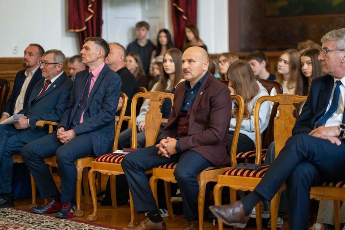 Wołyń – Pamięć Pokoleń w Tomaszowie Lubelskim. Dwa wykłady i wystawa