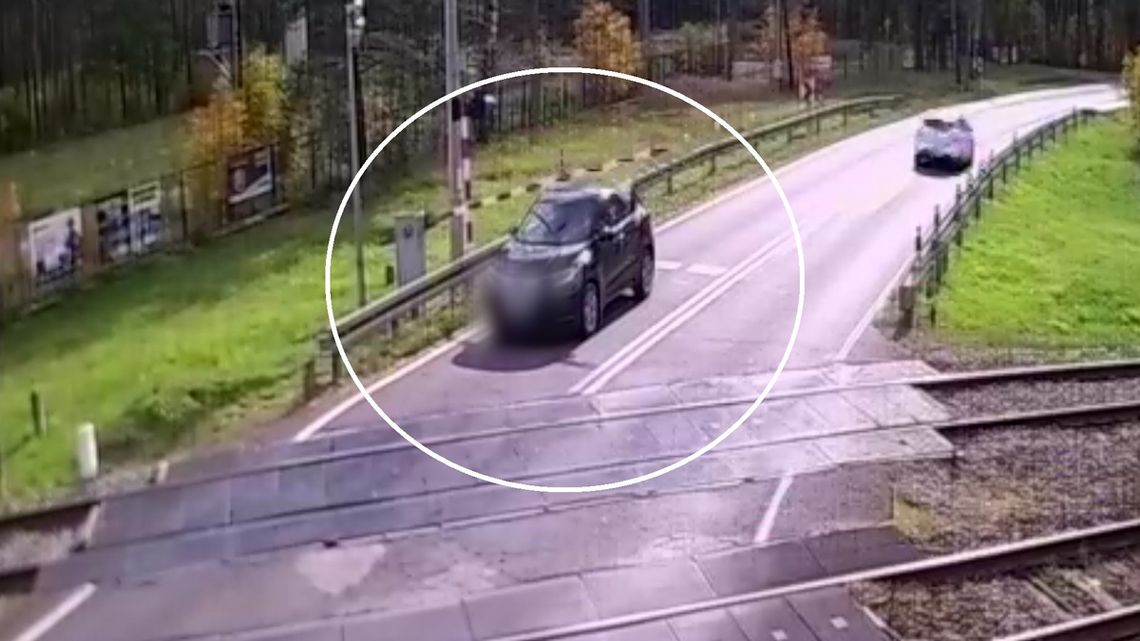 O krok od tragedii na przejeździe kolejowym pod Biłgorajem [VIDEO]