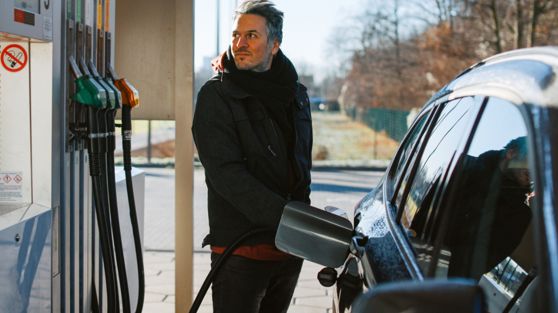 Interesy polskich firm przede wszystkim. W te działania włącza się Orlen. Dotyczy to m.in. dostaw. Na przykład – parówek.