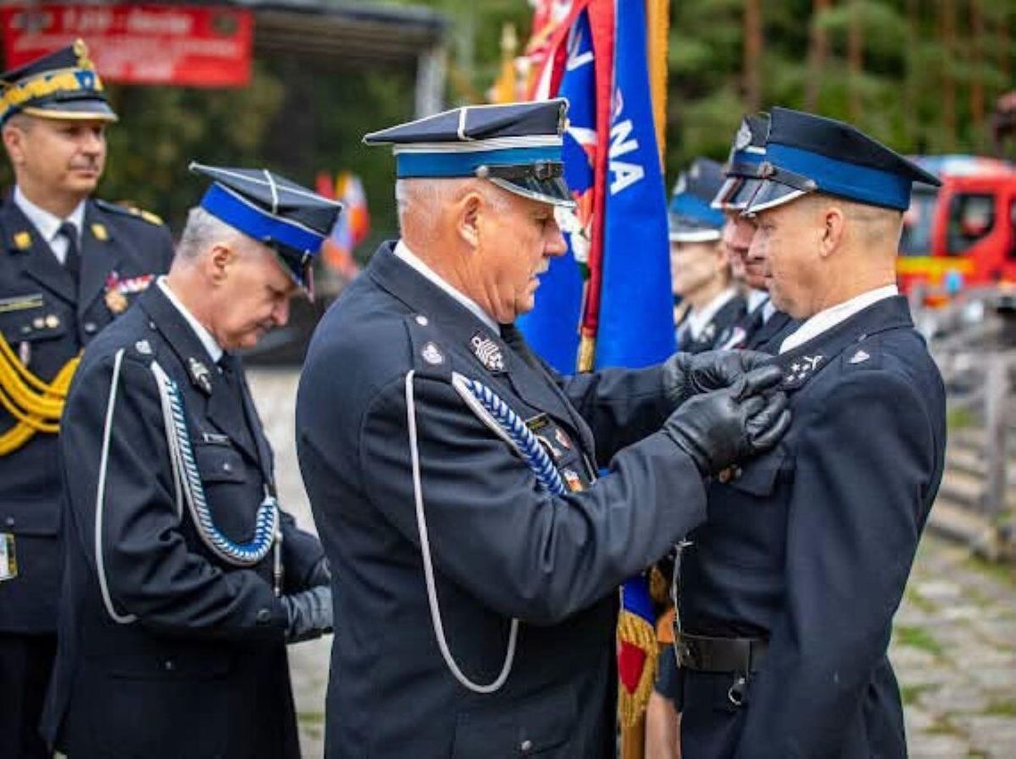 OSP Zwierzyniec świętuje 120-lecie. Jubileusz, msza, apel i wyróżnienia druhów OSP KSRG im. Józefa Tuliszkowskiego w Zwierzyńcu obchodziła jubileusz 120-lecia powstania.