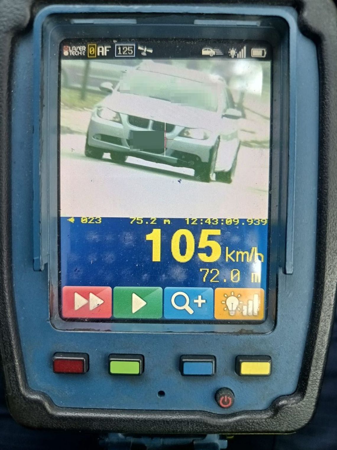 Policjanci bialskiej drogówki zatrzymali trzech kierowców, którzy przekroczyli prędkość.