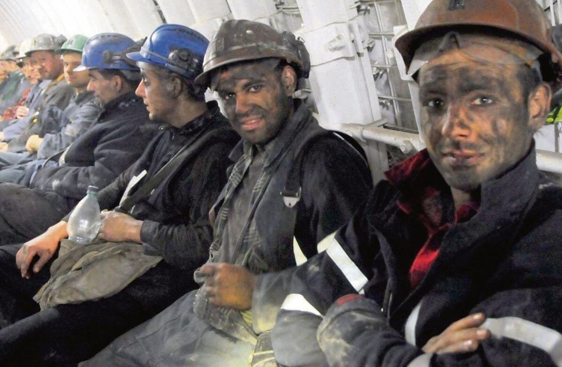 Pewnego razu, na swojej szychcie, Władysław Chodkiewicz został wysłany do gaszenia pożaru w szybiku.