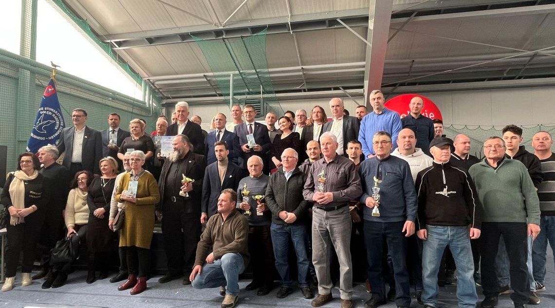 Stowarzyszenie Rozwoju Lokalnego Zamojszczyzna kontynuując współpracę z Zamojskim Stowarzyszeniem Hodowców Gołębi Rasowych i Drobiu Ozdobnego także w tym roku było partnerem XIV Zamojskiej Wystawy Gołębi Rasowych i Drobiu Ozdobnego w Zamościu.