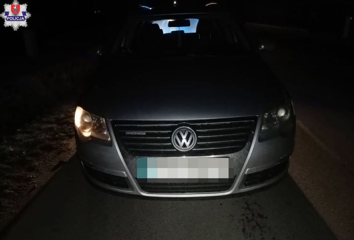 Nietrzeźwy mieszkaniec gm. Sitno kierował VW na zakazach i z cofniętymi uprawnieniami.