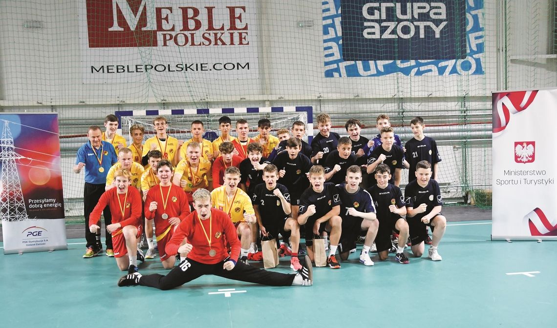 Juniorzy młodsi Padwy Zamość poszli w ślady młodzików i również wywalczyli awans do 1/16 finału mistrzostw Polski.