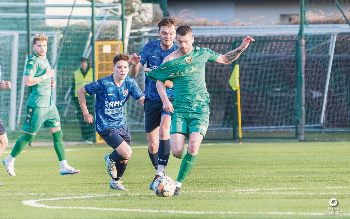 W niepisanej tabeli, uwzględniającej jedynie wyniki meczów z rundy wiosennej, Hetman Zamość znajduje się na pierwszym miejscu.