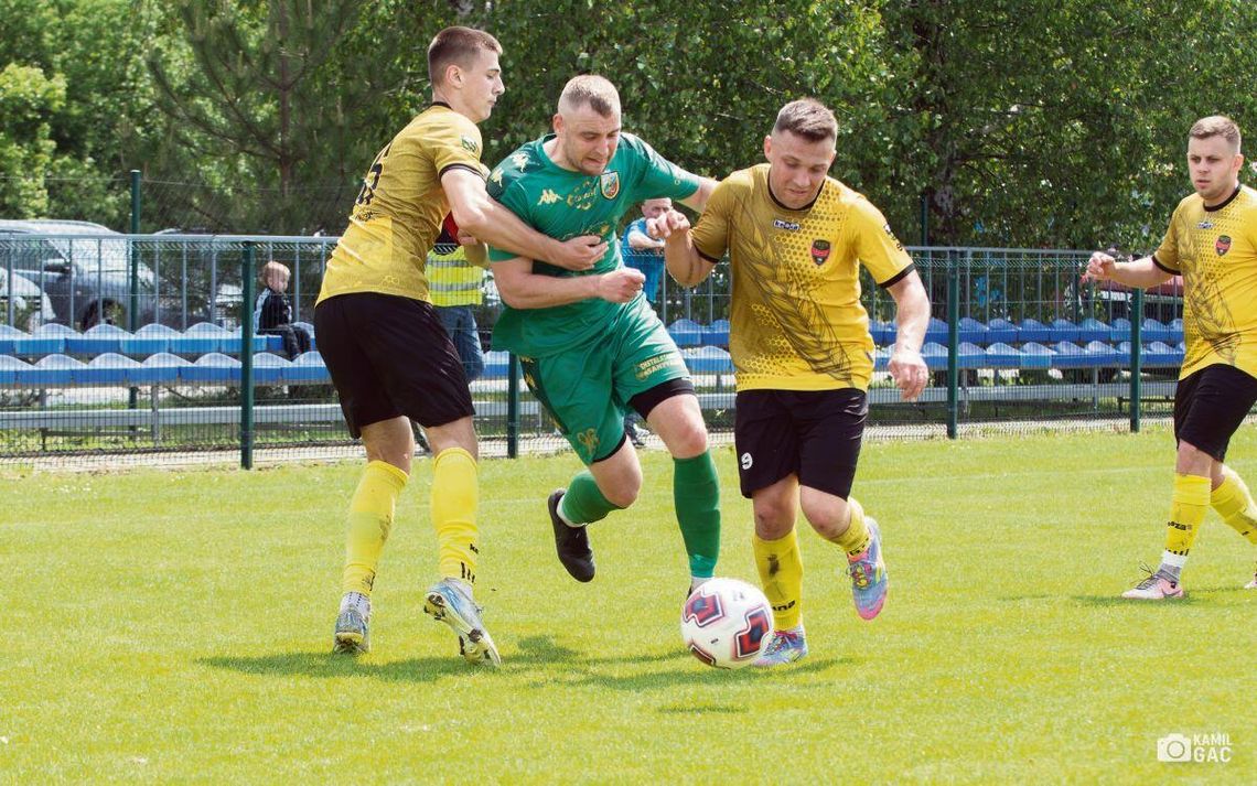 Hetman Zamość jeszcze na boisku w Rożdżałowie wygrał z Kłosem Gmina Chełm.