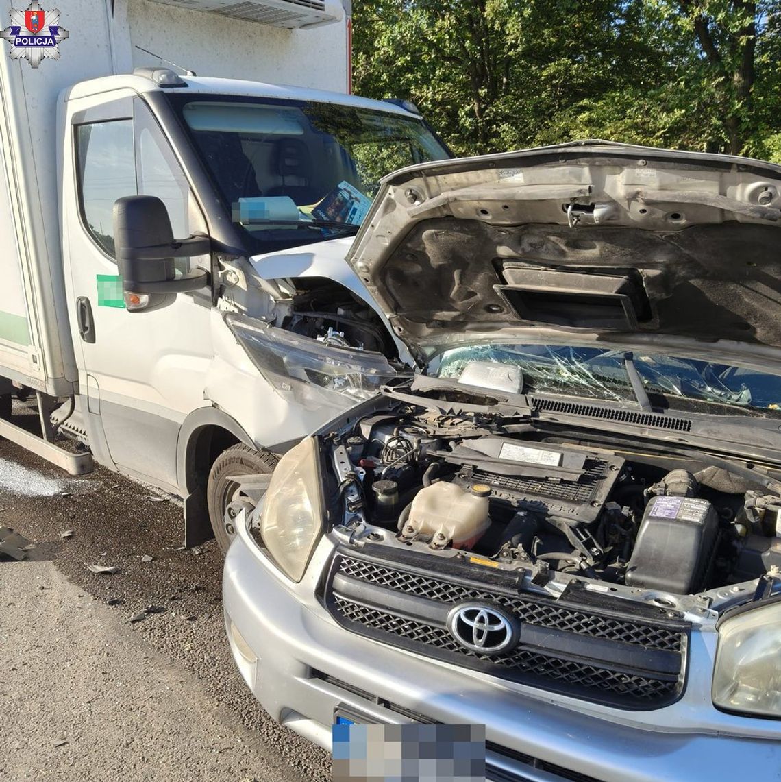 Zderzenie dwóch pojazdów na DK 17 w m. Podkrasne.