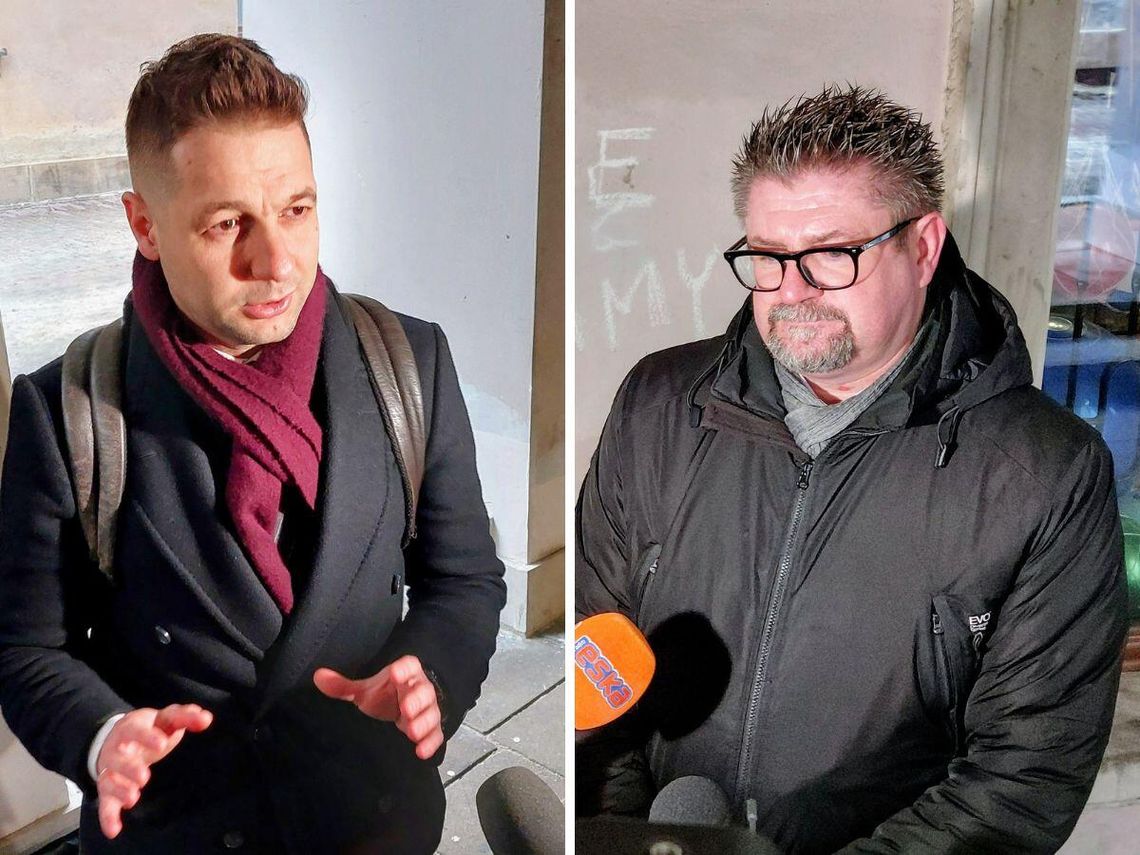 "Podła komunistka" czy "wybitna działaczka"? Patryk Jaki w Zamościu starł się z magistratem ws. Róży Luksemburg Czy gdyby tutaj urodził się Lenin, to tak samo można by było umieścić tablicę? – pytał Patryk Jaki. Nasza tablica ma charakter czysto informacyjny. Znajduje się na niej napis, że w Zamościu w 1871 roku urodziła się Róża Luksemburg, wybitna działaczka ruchu robotniczego. I to tyle – mówił Jacek Bełz.