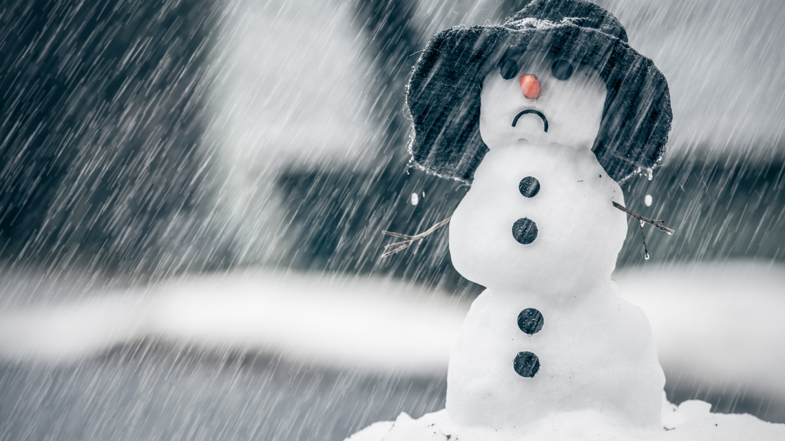 Przed nami gwałtowna zmiana pogody. Synoptycy ostrzegają przed marznącym deszczem.