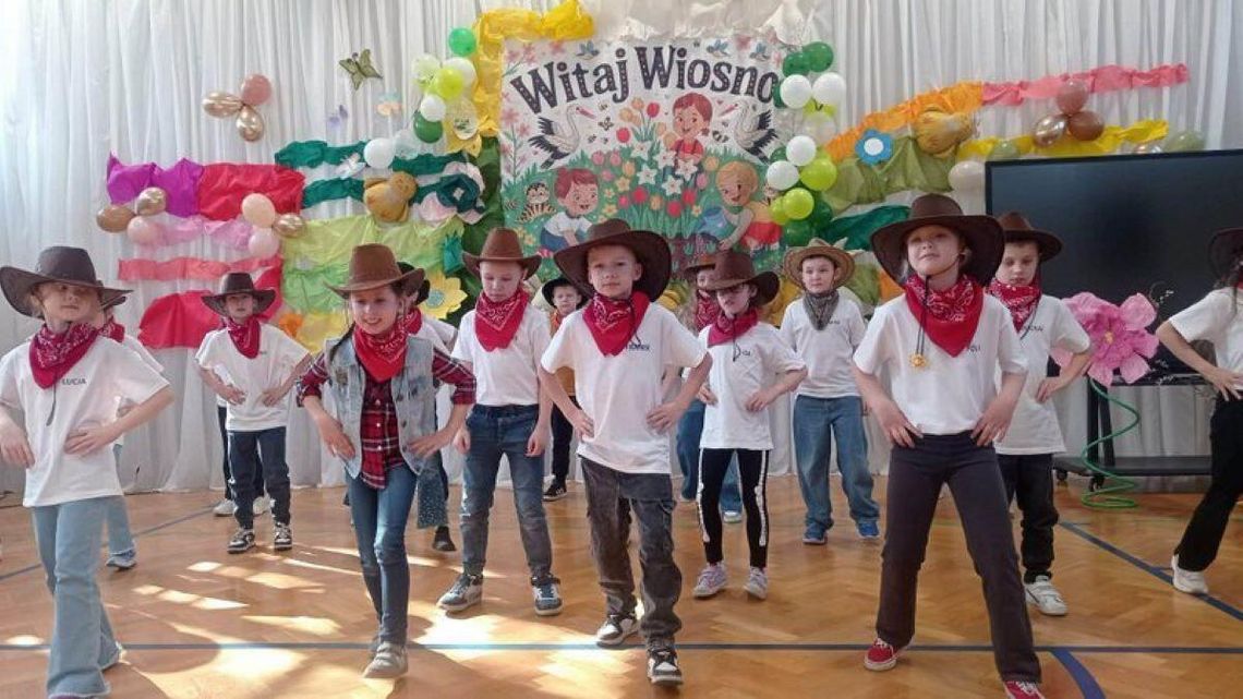 20 marca w Szkole Podstawowej nr 7 z Oddziałami Integracyjnymi im. Adama Mickiewicza w Zamościu odbył się Dzień Talentów pod hasłem „Pokaż, co potrafisz!”.