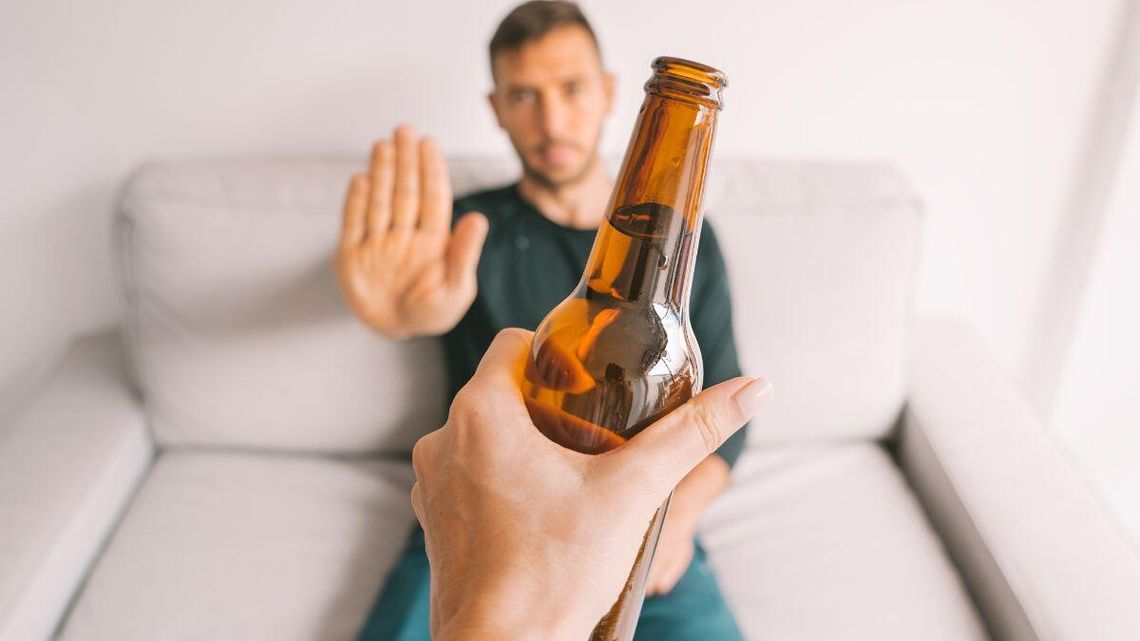 Zmieniamy styl picia. Wciąż króluje piwo, ale widać wyraźnie, że inaczej podchodzimy do biesiadowania. Stawiamy na zdrowszy tryb życia.