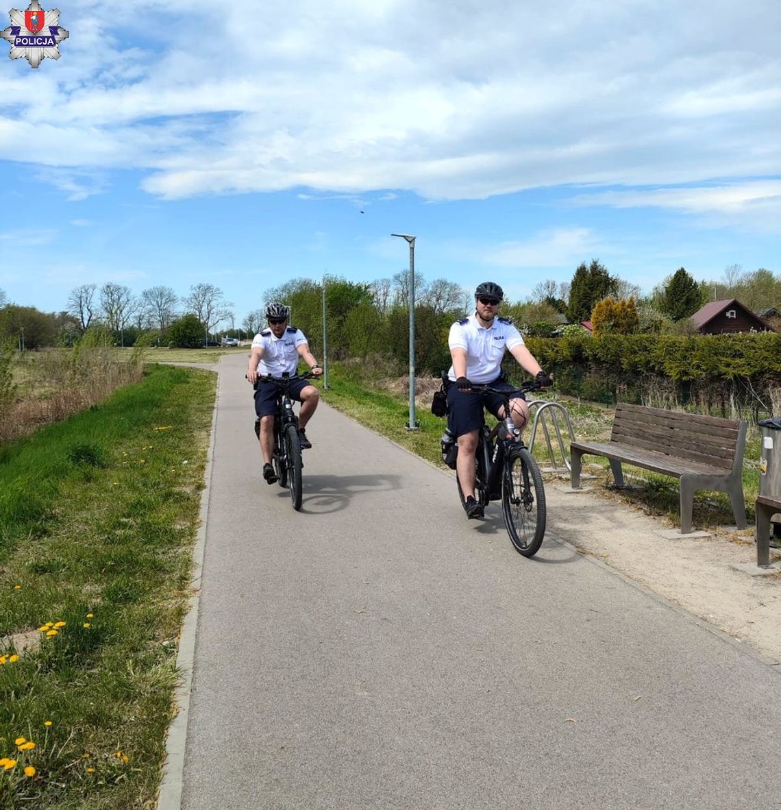 Policjanci na rowerach patrolują Zamość. Dojadą wszędzie Policyjne patrole rowerowe wróciły na ulice Zamościa.