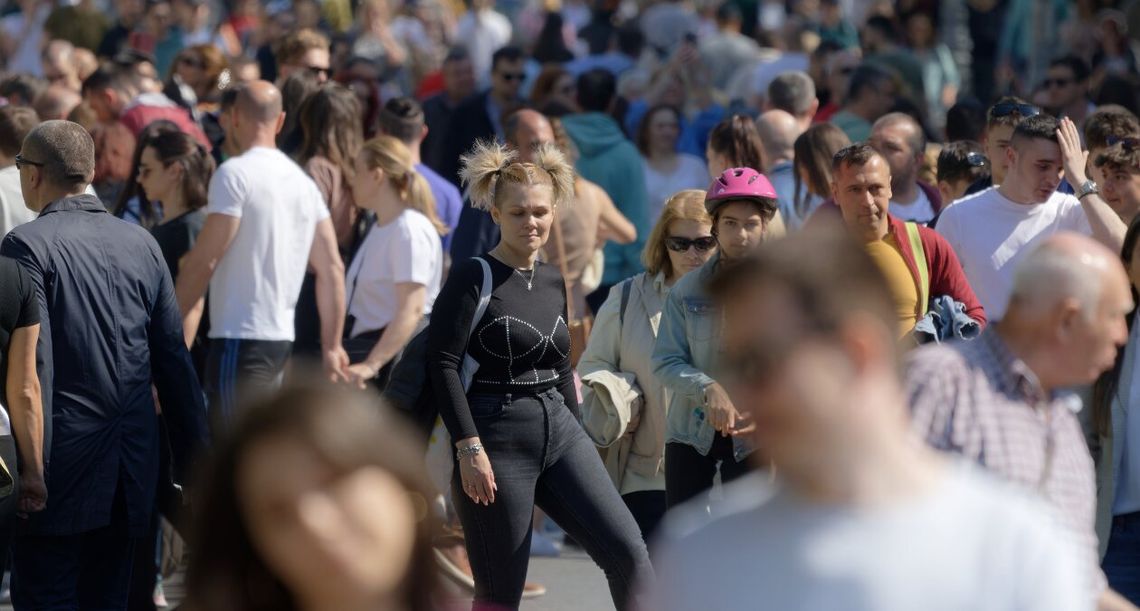 Policzyli Polskę na nowo. Wiemy, ilu ludzi naprawdę tu mieszka GUS po raz pierwszy policzył osoby faktycznie przebywające w Polsce.