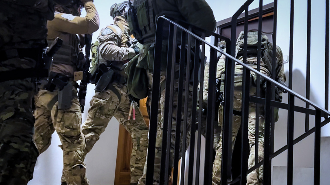 Zorganizowana grupa przestępcza została rozbita przez Centralne Biuro Śledcze Policji (CBŚP) i Straż Graniczną.