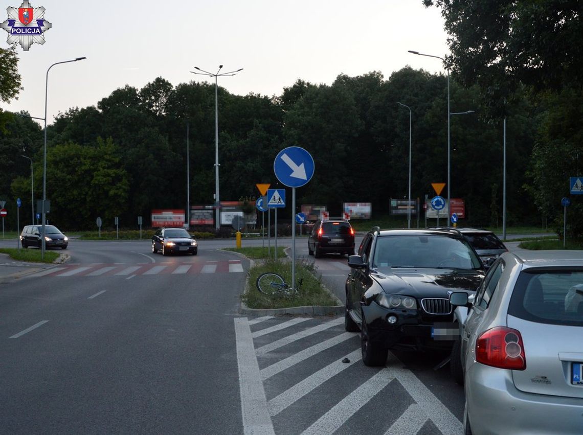 Potrącił rowerzystę, potem uderzył w Toyotę. Bmw kierował 78-letni Zamościanin Kolizja z rowerzystą, a potem samochodem w Zamościu.