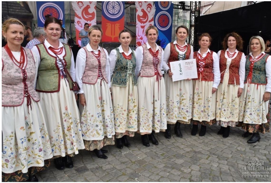 pow. biłgorajski: Potrójny triumf w Kazimierzu Dolnym