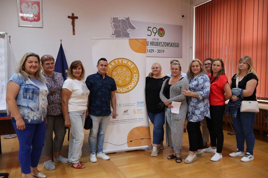 29 lipca w Hrubieszowie przedstawiciele organizacji pozarządowych z tego powiatu uczestniczyli w spotkaniu informacyjnym dotyczącym projektu „Aktywne Małe Społeczności”