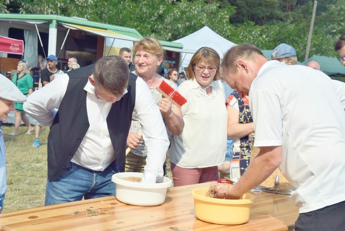 Powiatowy Piknik Sołtysów w Rogóźnie.