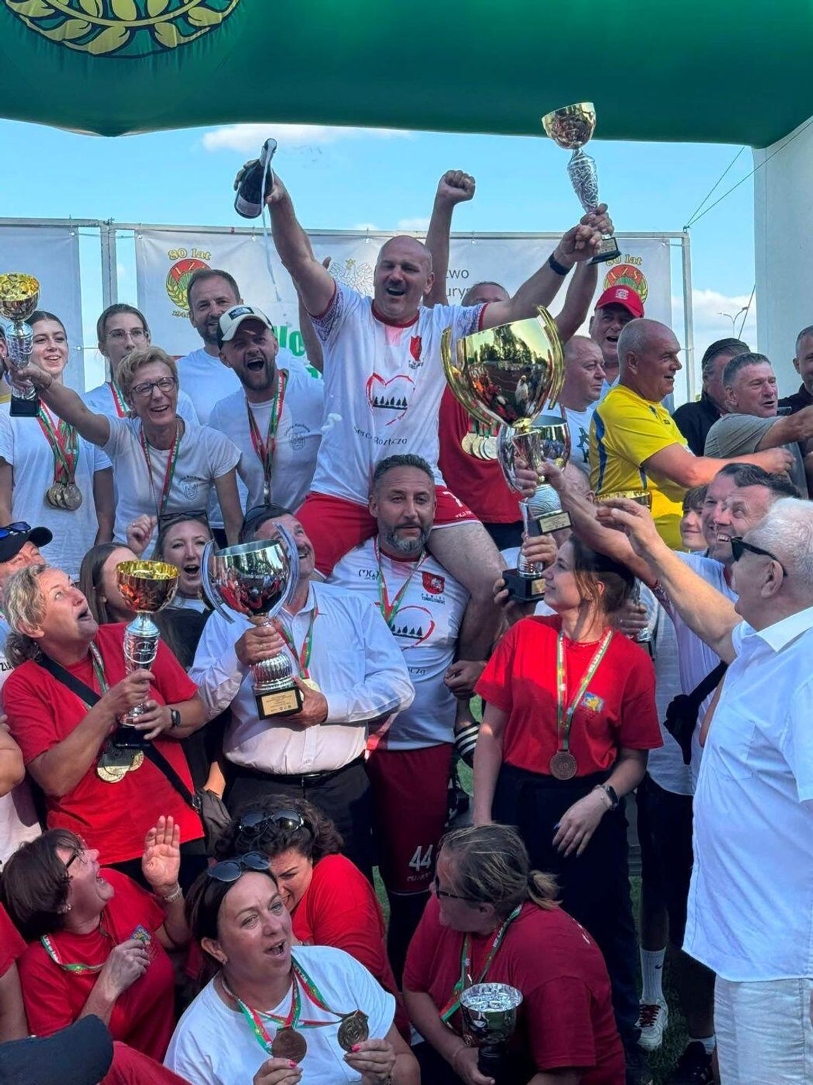 Powiat tomaszowski i jego gminy triumfował podczas 27. edycji Wojewódzkich Igrzysk Rekreacyjno-Sportowych LZS w Bełżycach.