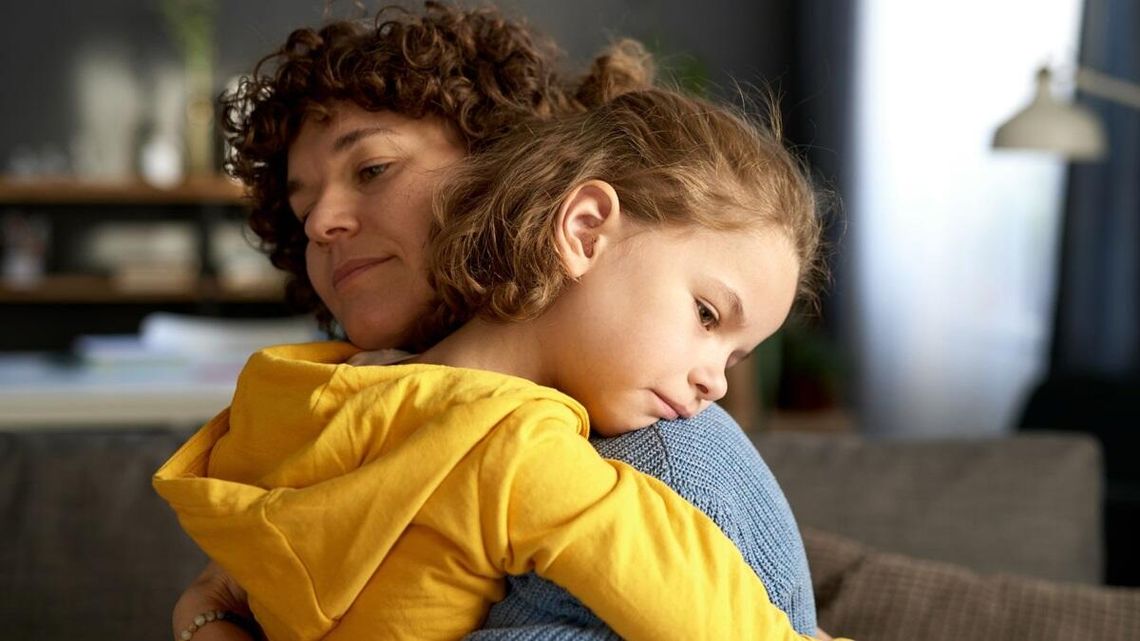 Powstaje tabela alimentacyjna. Na takie stawki mogą liczyć samotni rodzice Alimenty natychmiastowe to proteza, która ma wspomóc matkę z dzieckiem w sytuacji, kiedy ojciec nie płaci.