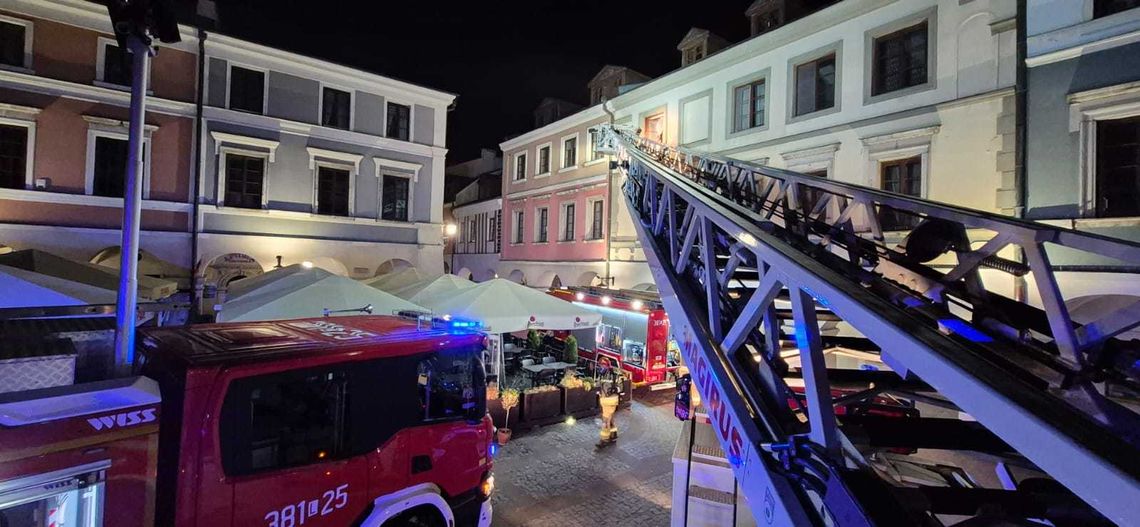 Pożar kamienicy w Zamościu.