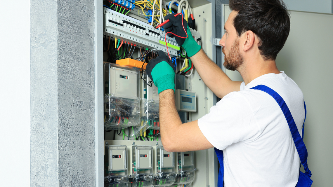 Ceny prądu są zamrożone do końca tego roku. Ale od stycznia 2026 r. będziemy już płacili według nowych stawek.